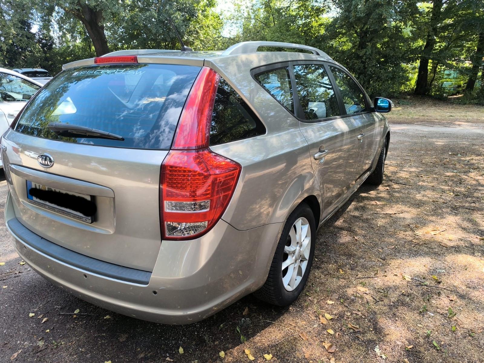 Kia cee'd Sportswagon 1.6 CVVT Deutsche Ausführung