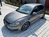 Volkswagen Golf VII 4Motion*Tüv neu*LED*Volles Scheckheft* - Volkswagen Golf mit Diesel-Antrieb: Limousine, Schaltgetriebe