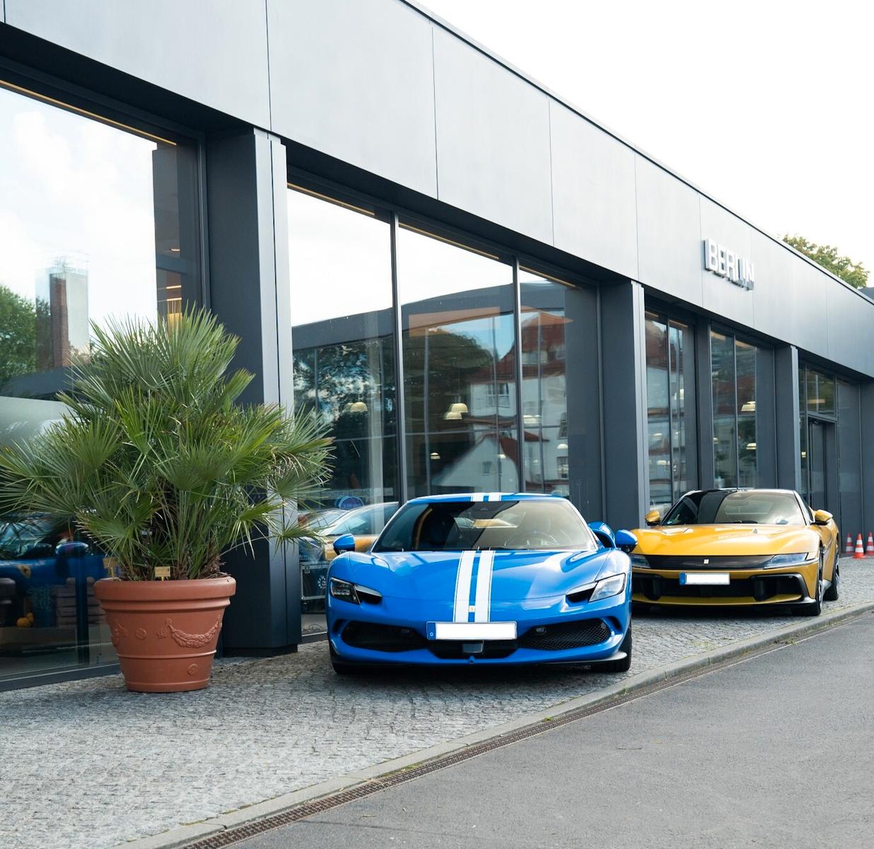 showroom-image-bottom