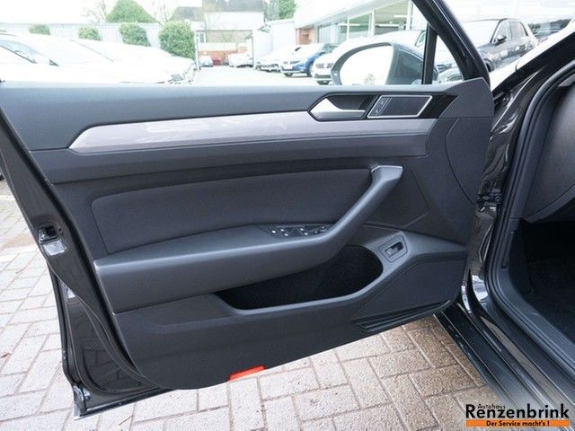 Passat Variant Business TSI DSG NAV Kamera Trave