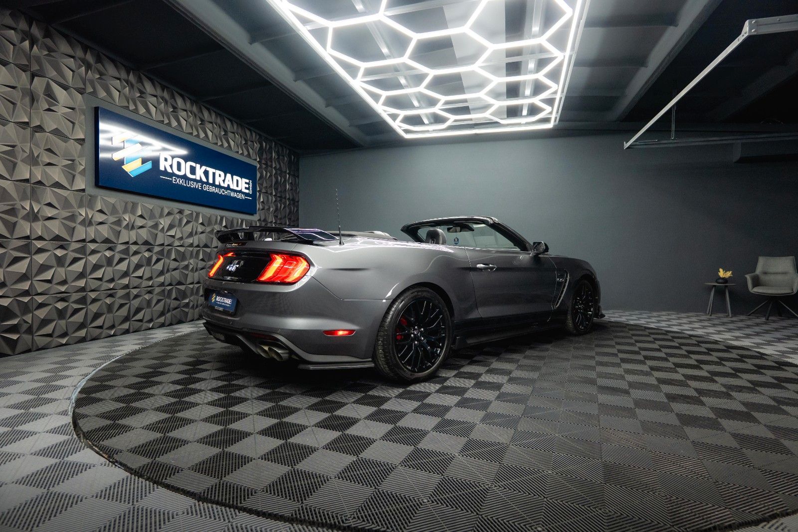 Fahrzeugabbildung Ford Mustang Shelby GT 500 5.0 V8 PREMIUM Performance