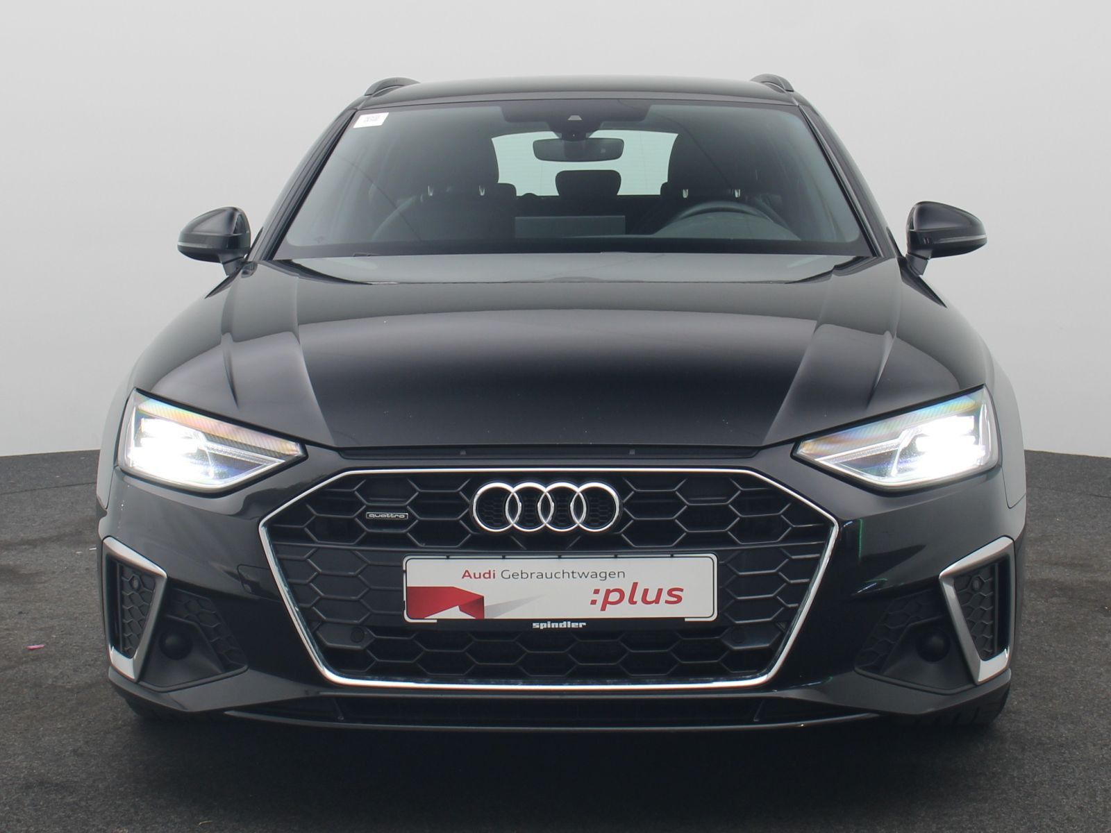 Audi A4 Avant S-Line 40 TDI quattro S-tronic / Standh imagem 3