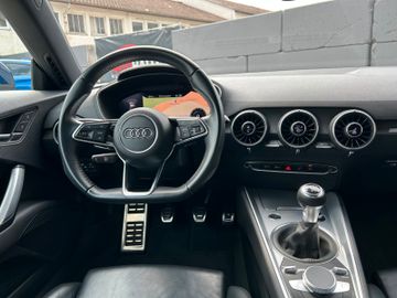 Fahrzeugabbildung Audi TT 2.0 TFSI Coupe s-Line Leder Virtual MatrixLED