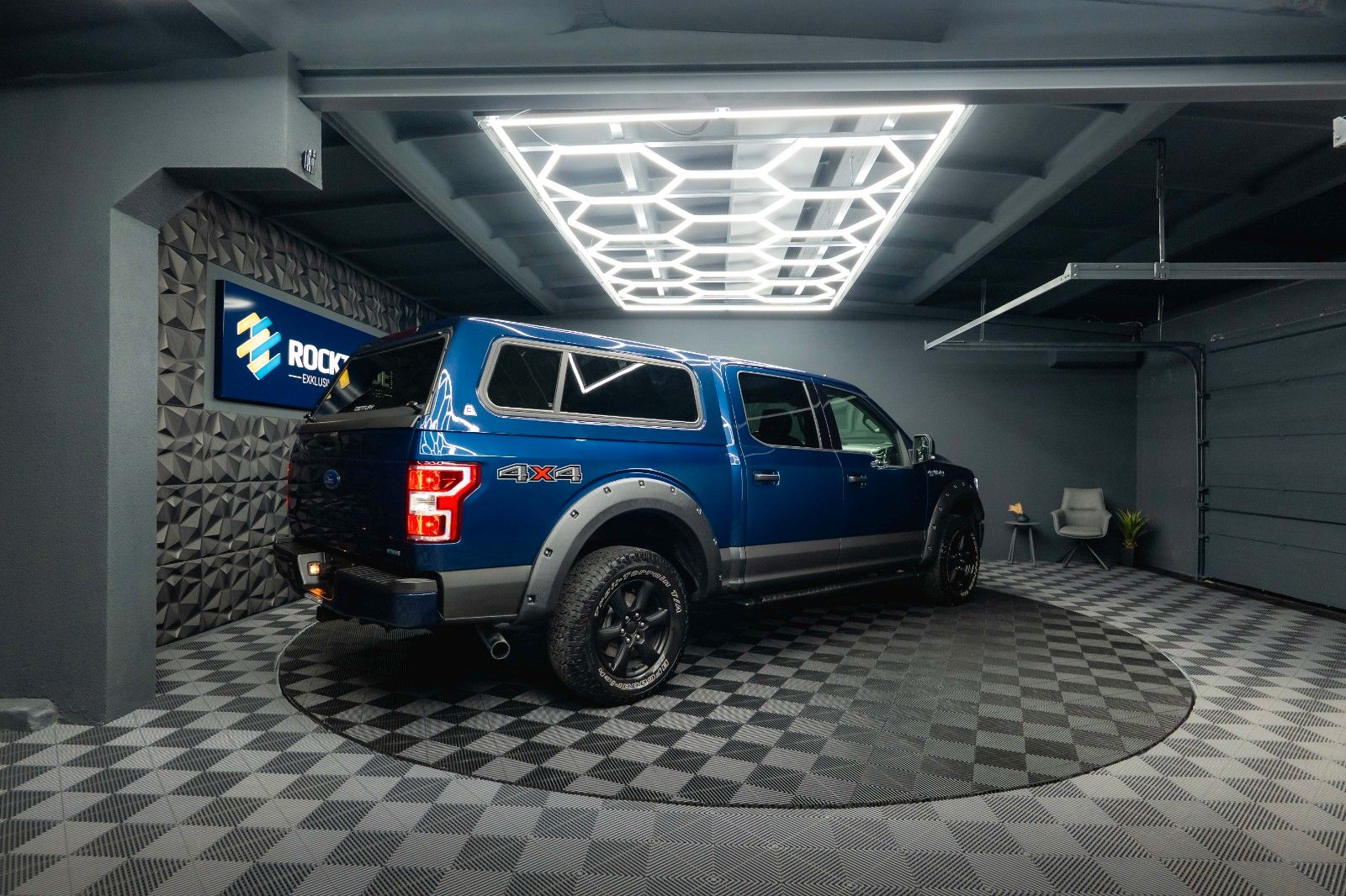 Fahrzeugabbildung Ford F150 V6 4x4 Offroad SuperCrew RAPTOR HardTop 19%