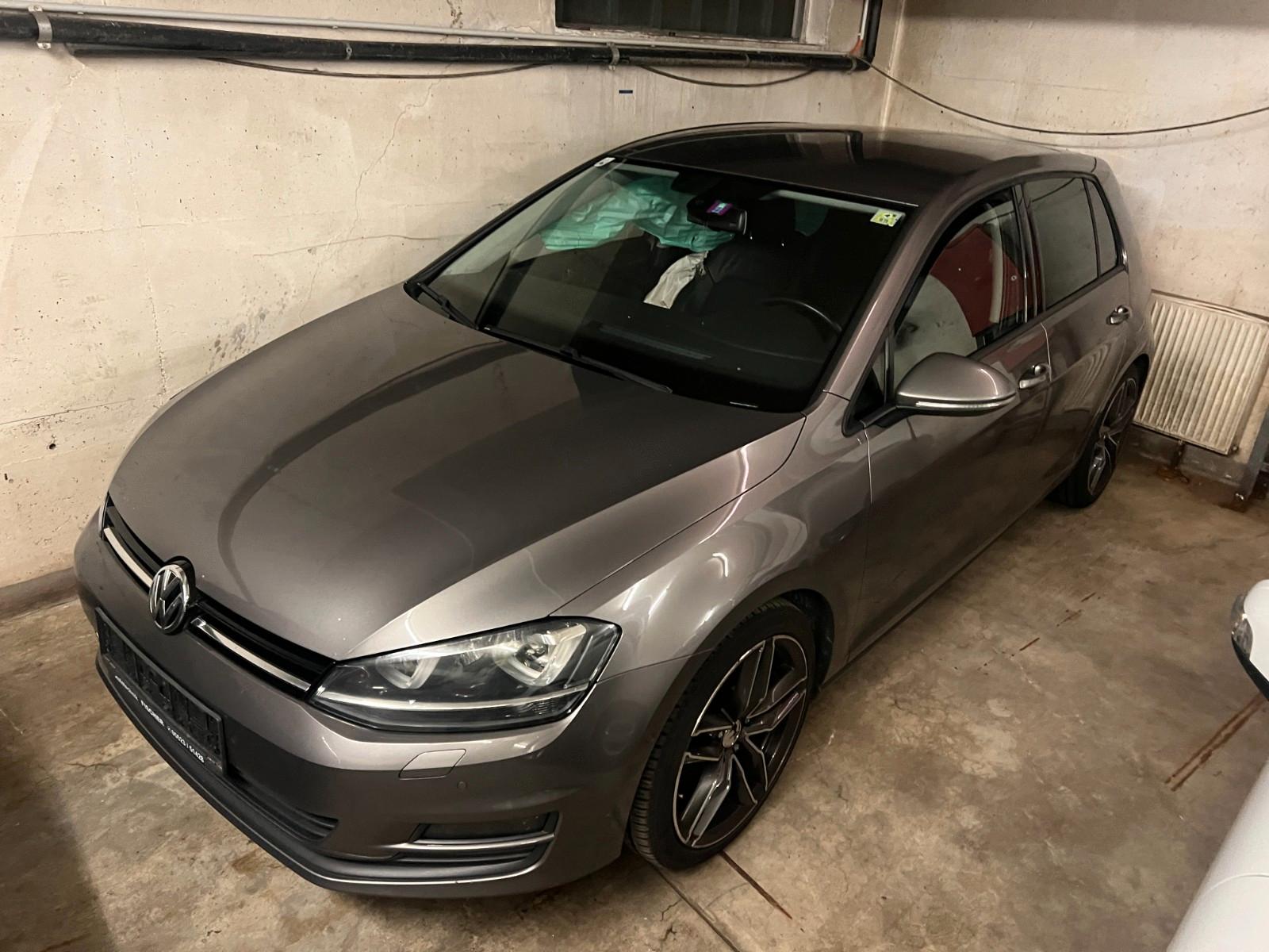 Volkswagen GOLF*VII*1.4-TSI*DSG*TEILLEDER*LED*SEITENSCHADEN
