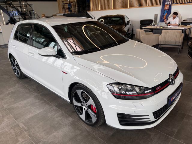 Volkswagen Golf VII Lim. GTI Performance BMT *ACC*BI-XENON*