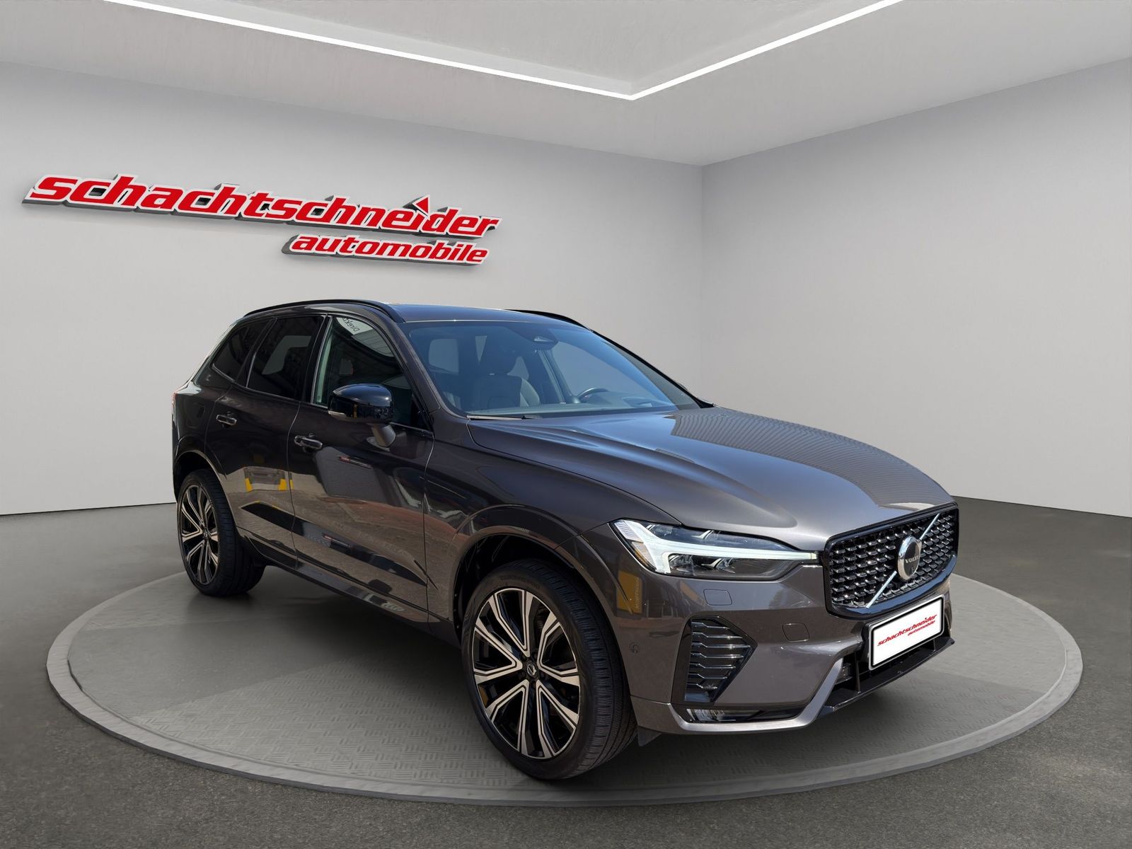 Volvo XC60 B5 AWD Diesel R-Design+Luft+BowersW+AHZV+ foto 3