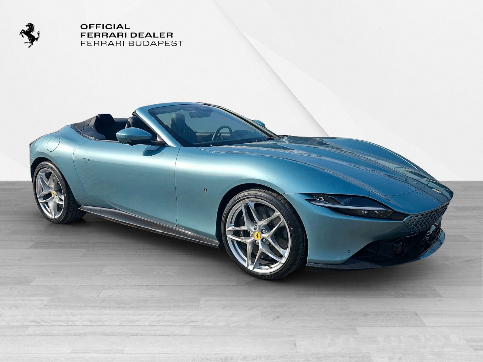 FERRARI Roma