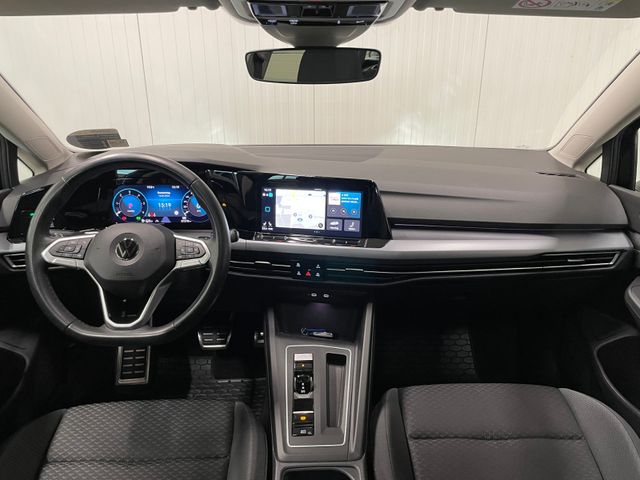 Golf VIII Variant Active 2.0 TDI DSG AHK
