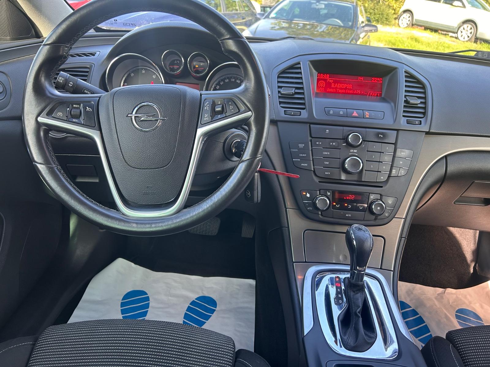 Opel Insignia ST 2.0 CDTI/Klimaaut./Sitzhzg/AHK/Tempo