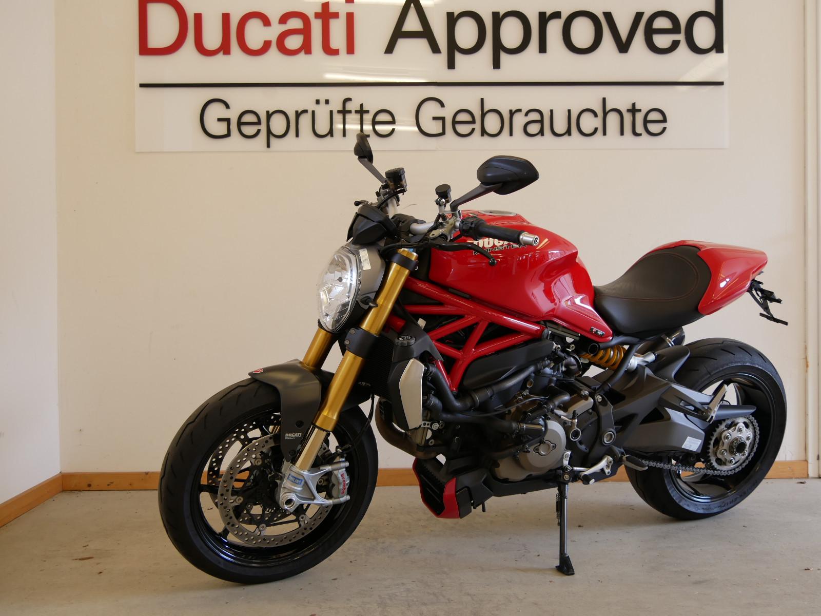 Ducati Monster 1200 S mit SC Project