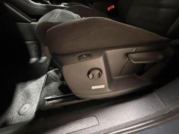 Volkswagen Touran - 10