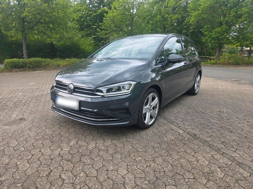 Image of Volkswagen Golf