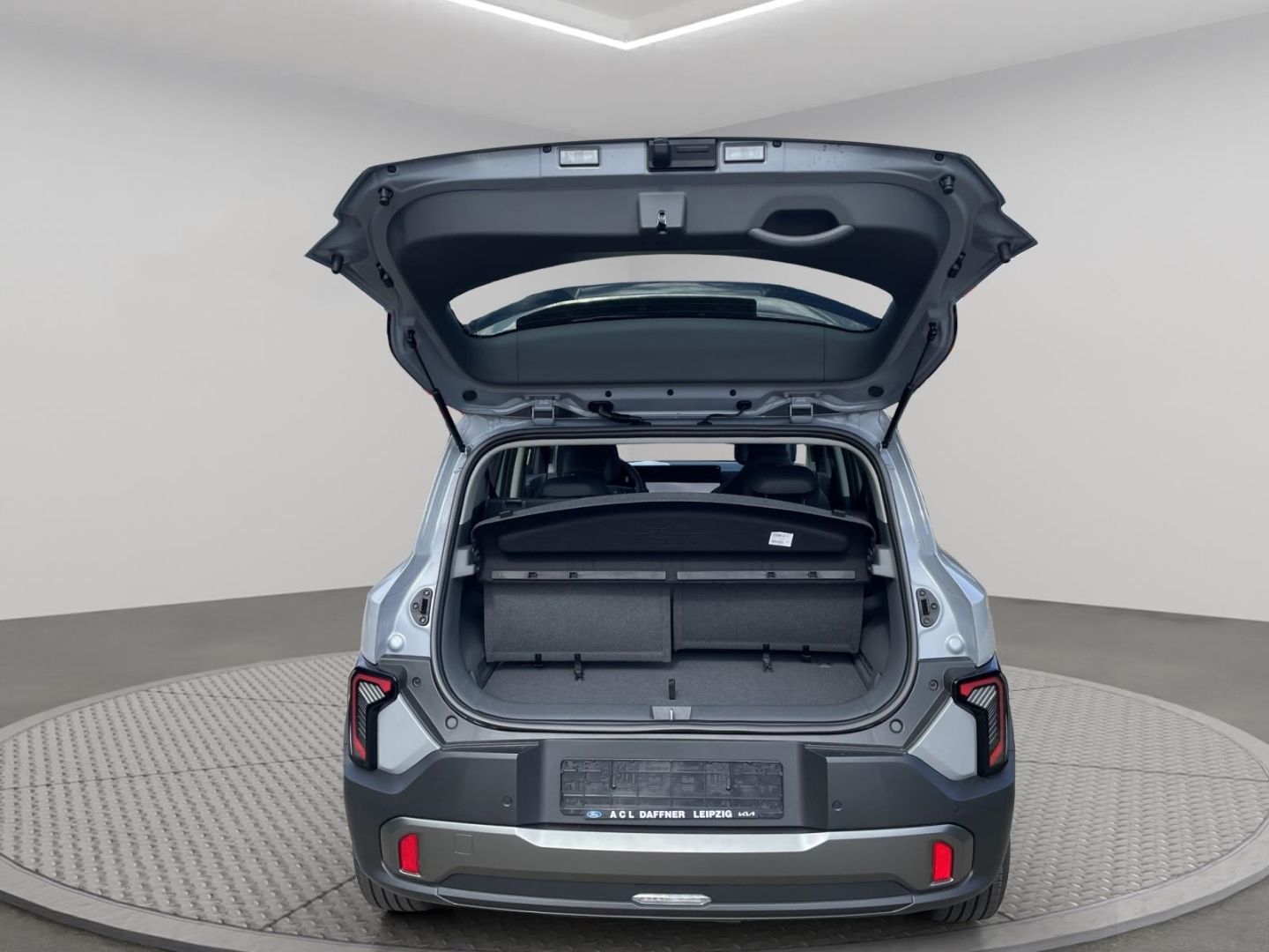 Fahrzeugabbildung Kia EV2 108 kW Earth LED Wärmepumpe 4 Sitze Kamera
