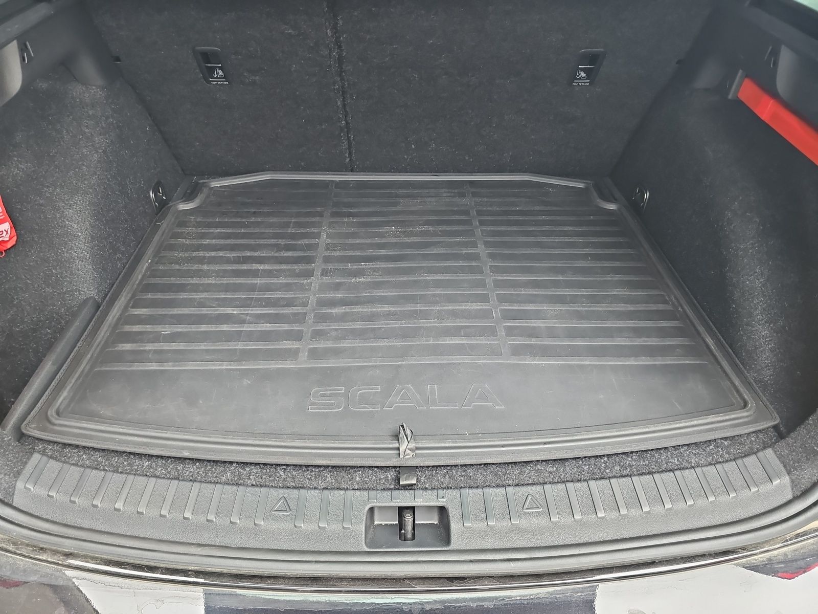 Fahrzeugabbildung SKODA Scala Tour 1.0 TSI ACC KAMERA LED