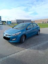Hyundai i30 1.4 - Hyundai i30 in Augsburg