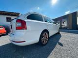 Skoda Octavia Combi RS, DSG Zylinder Kopfdichtung deff - Skoda aus 2010: RS