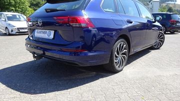 Fotografie des VW Golf VIII Variant 2.0 TDI Life*AHK*Navi*Bus.Pake