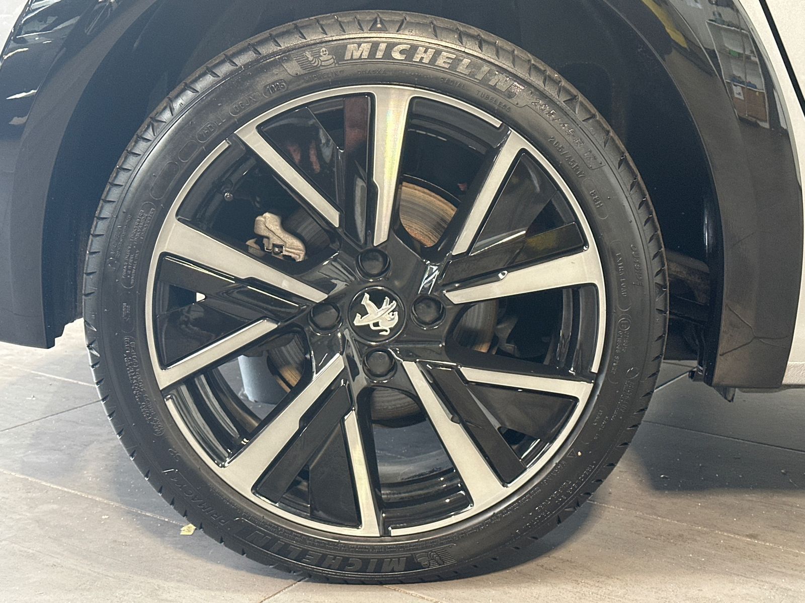 Peugeot 208 GT Elektro 136 NAV+LED+180°-KAMERA+ACC+TOTW imagem 3