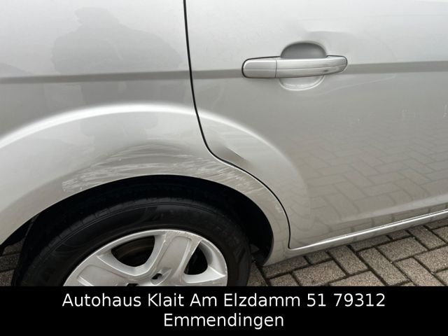 Fahrzeugabbildung Ford Focus Turnier Style + 1.8