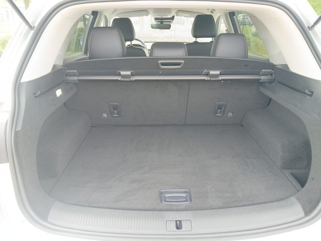 Fahrzeugabbildung MG HS 1.5 Benzin Automatik Comfort *Cam*Shz*NAVI*