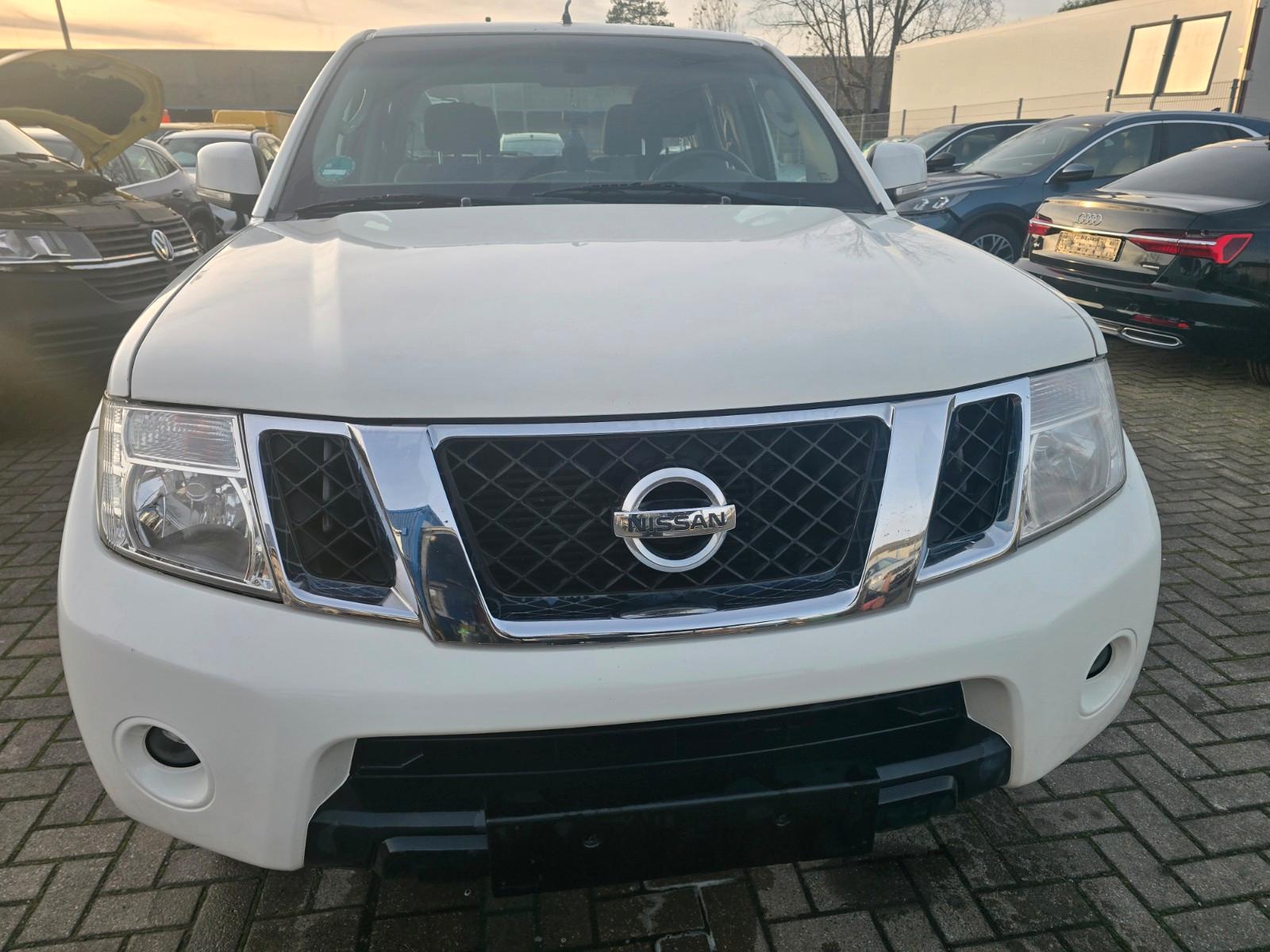 Nissan Navara Pickup Double Cab SE 4X4
