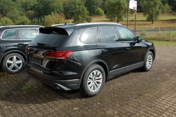 Volkswagen Touareg - 3