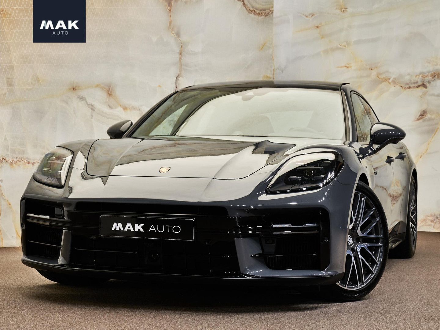 PORSCHE Panamera 2.9 4 E-Hybrid, pano, SportDesign, Bose