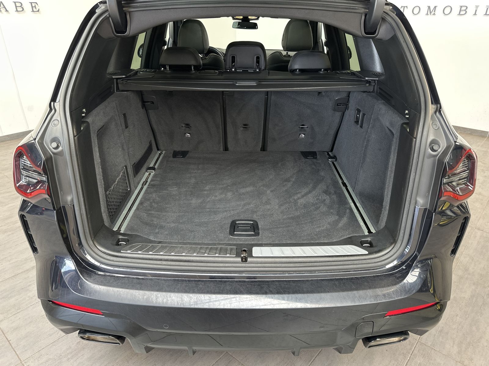 Fahrzeugabbildung BMW X3 xDrive20d M-Sport NAV+LED+PANORAMA+HIFI+VCOCK
