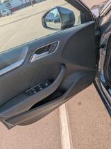 Audi A3 30 TFSI S tronic Sportback - - Audi A3 Gebrauchtwagen in Köln