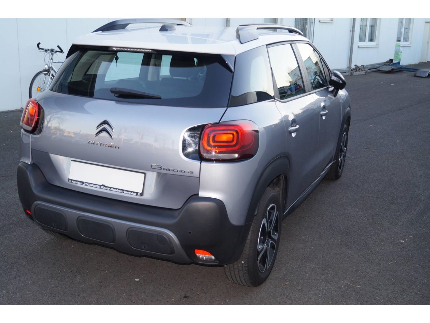 Fahrzeugabbildung Citroën C3 Aircross Feel Pack 1.2 PT 130 EAT6  Navi
