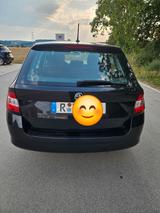 Skoda Fabia Combi III 1.2l TSI 66kW Active Plus - Skoda Fabia: Schwarz, Combi