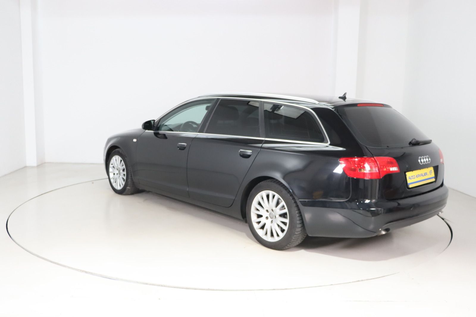 Fahrzeugabbildung Audi A6 2.0 TDI multitronic Avant * Xenon * AHK * PDC