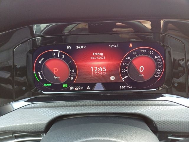 Golf GTE 1.4 eHybrid/DSG/ACC/LED/SHZ/KLIMA/NAVI