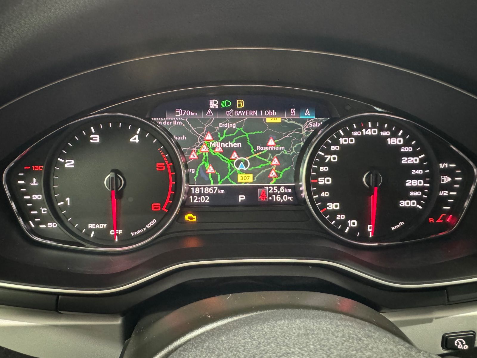 Fahrzeugabbildung Audi A4 Avant 35 TDI advanced*S-TRONIC*NAVI*MATRIX*