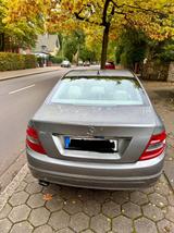 Mercedes-Benz C 250 CGI BlueEFFICIENCY Autom. - - gebrauchte Mercedes-Benz C 250 aus dem Jahr 2009