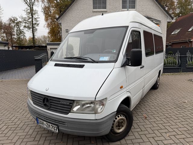 Mercedes-Benz Sprinter 208 9-SITZER L2 H2 El.Rollstuhllift