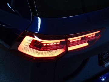 Fahrzeugverkauf 30 Volkswagen Golf VIII Vari. Style So&Wi R. StHz Navi Matrix