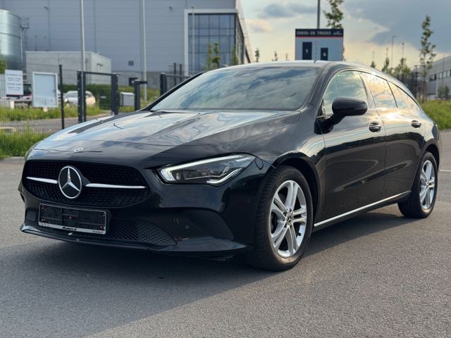 MERCEDES-BENZ CLA 180 Shooting Brake*NAVI*LED*PDC*SHZ*GARANTIE