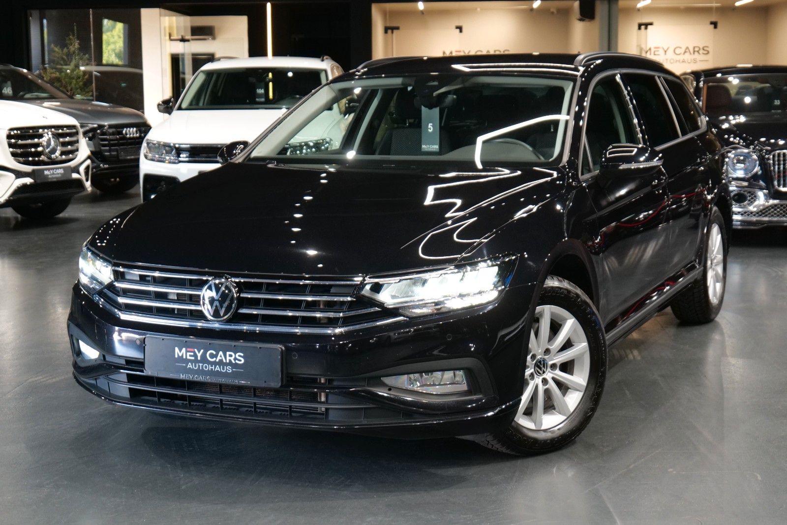 Volkswagen Passat Variant Basis *Automatik*Kamera*ACC*MwSt*