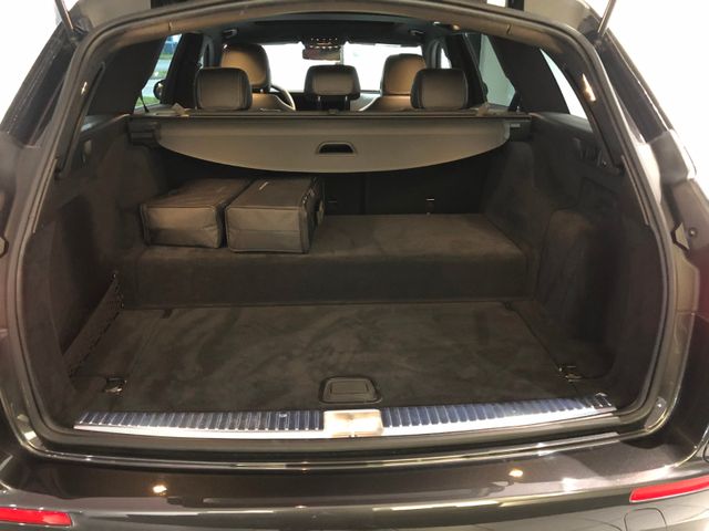 Fahrzeugabbildung Mercedes-Benz E 300 e T/AMG/Night/AHK/360°/LED High Performanc
