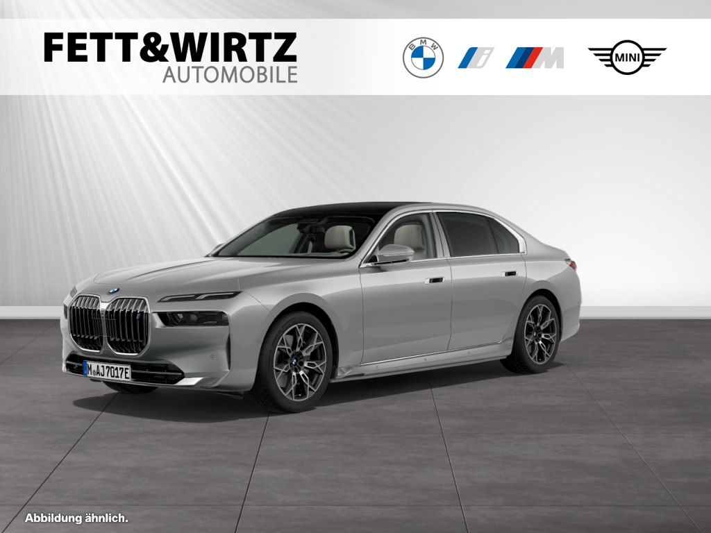 BMW i7