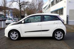 Fahrzeugabbildung Toyota Aygo AYGO x-play touch Kamera Klima Tempomat