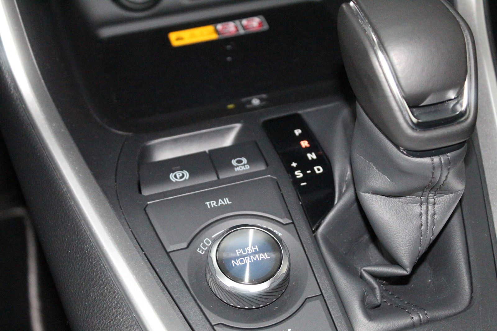 Fahrzeugabbildung Toyota RAV4 Hybrid 4x4 Style Selection+PANO+LED+360°Cam