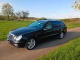 Mercedes-Benz E 200 KOMPRESSOR T AVANTGARDE Avantgarde - Mercedes-Benz E 200: Kompressor Avantgarde