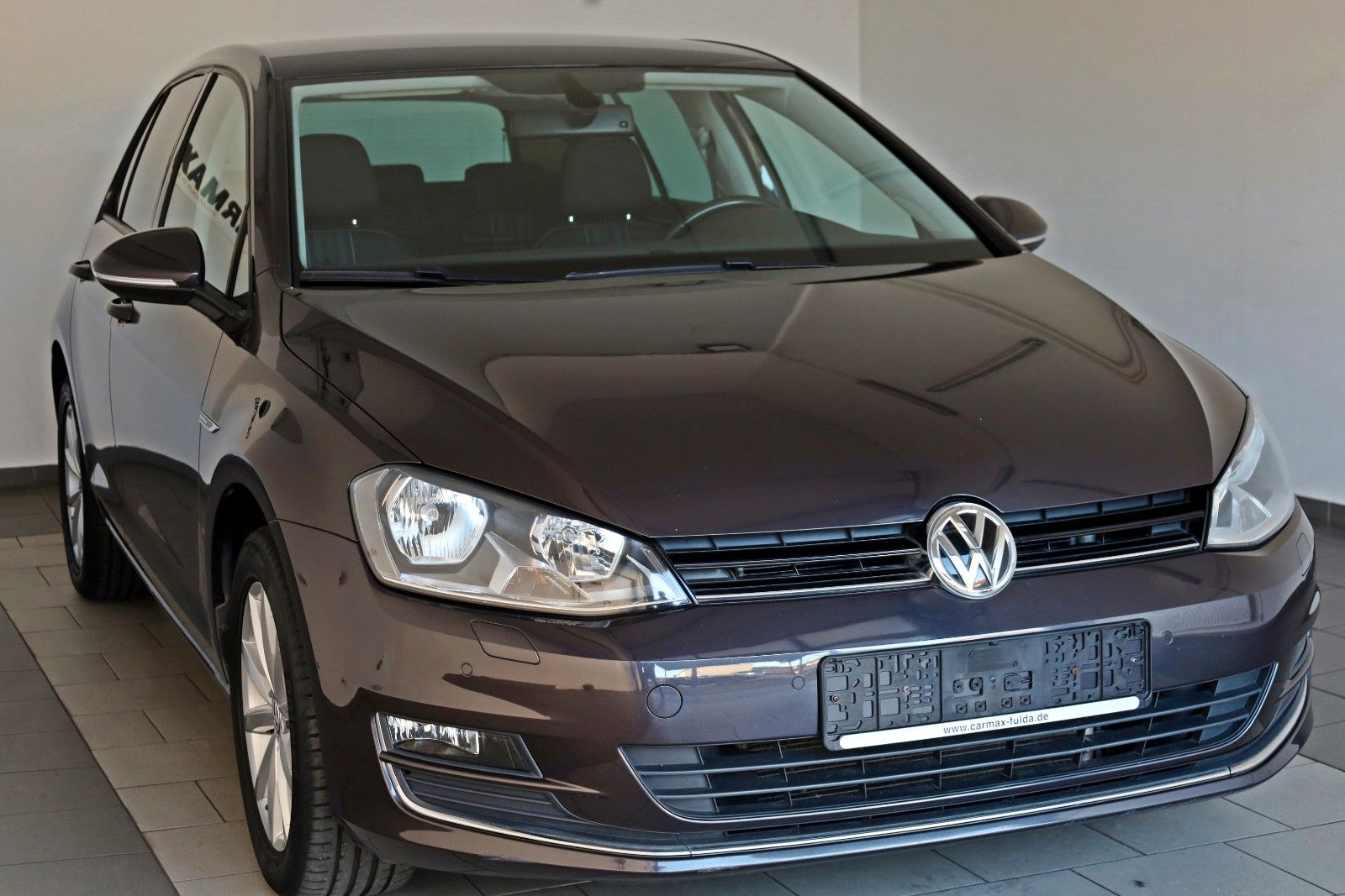 Fahrzeugabbildung Volkswagen Golf VII Lim. Lounge SH,PDC,SR+WR