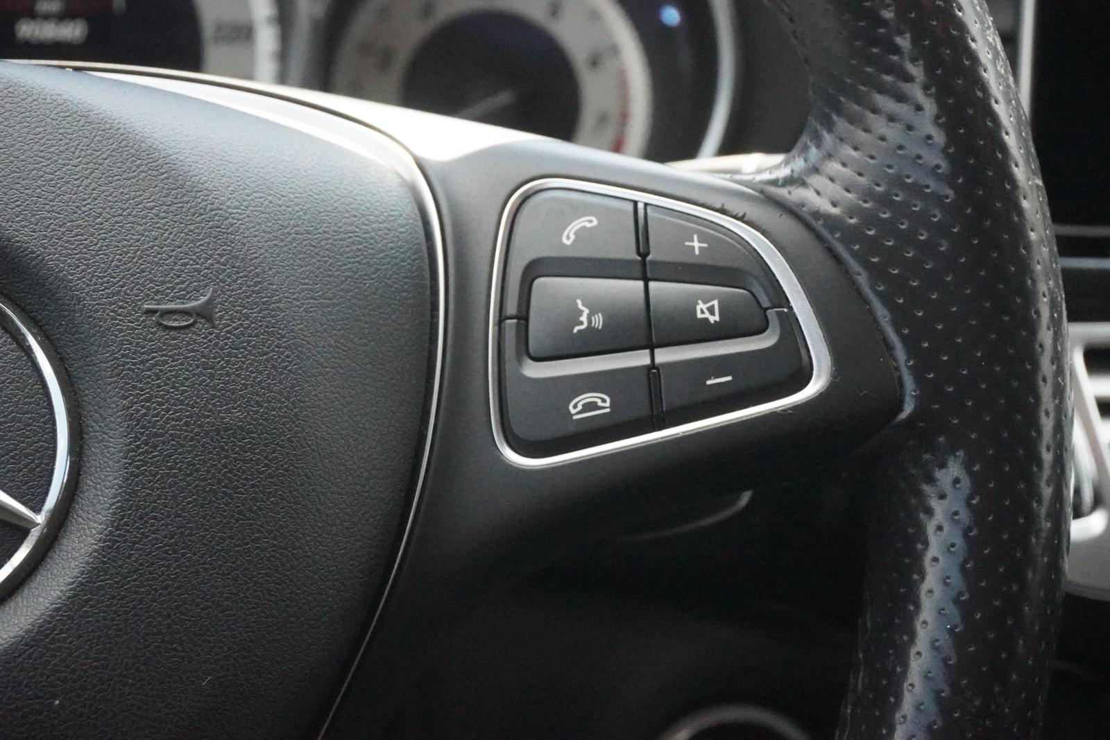 Mercedes-Benz CLS 400 Multibeam 360° Totwinkel Schiebedach