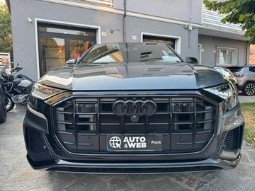 Audi Q8 - 4