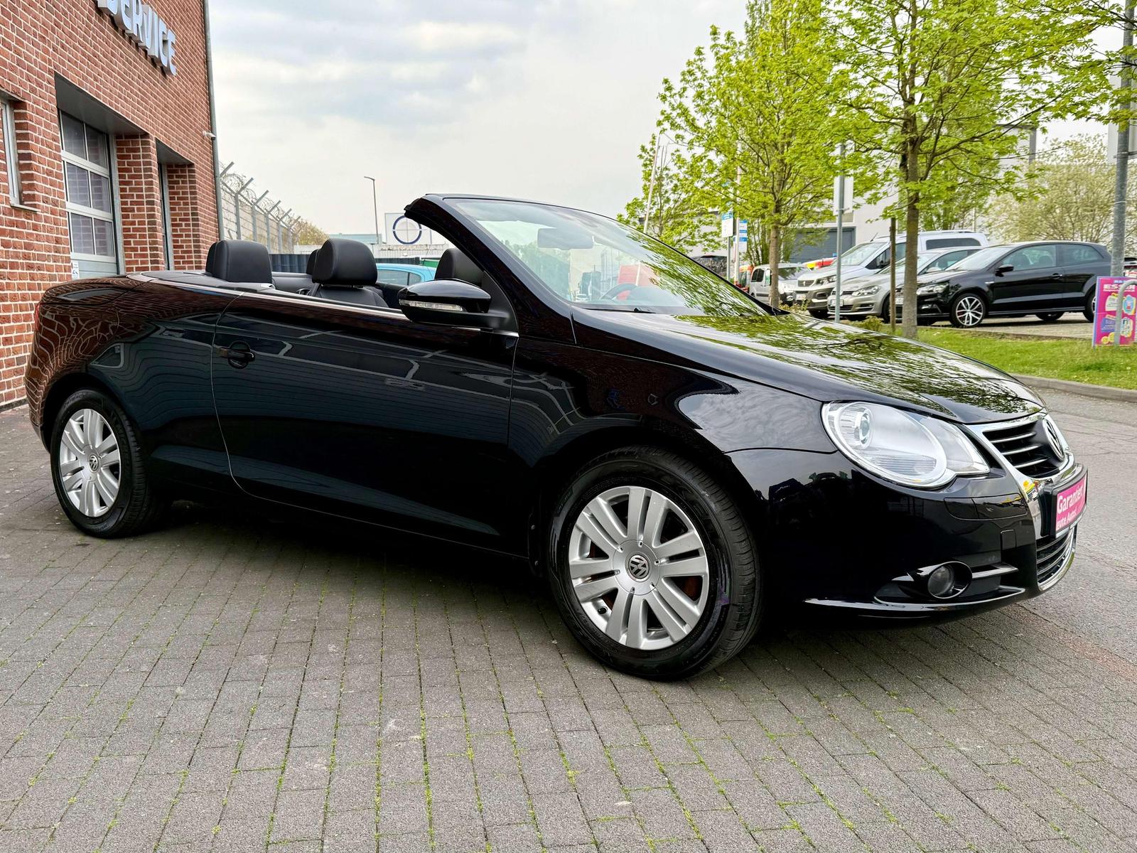 Volkswagen Eos 1.4*NAVI*Leder*PDC*GRA*ALU*1.Vorb.*SHZ*Glasd