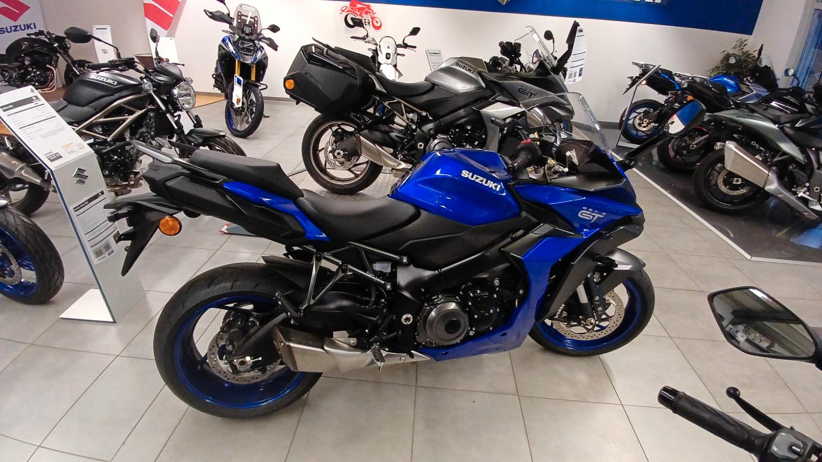 Suzuki GSX-S1000GT Tour